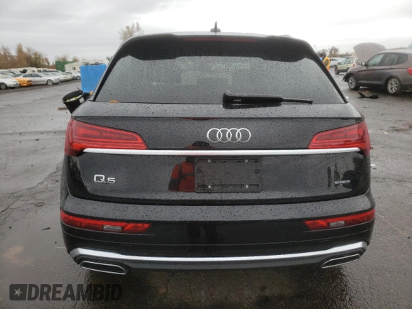2021 Audi Q5 Premium Plus with VIN WA1E2AFY9M2039628, listed as a Copart auction lot 68333322 with 21,839 mi miles. Bid and sale history available at carsss.com. Image 6.