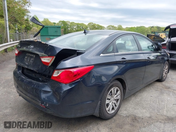 2013 Hyundai Sonata GLS with VIN 5NPEB4AC0DH606973, listed as a IAAI auction lot 42027694 with 243,935 mi miles and . Bid and sale history available at carsss.com. Image 4.