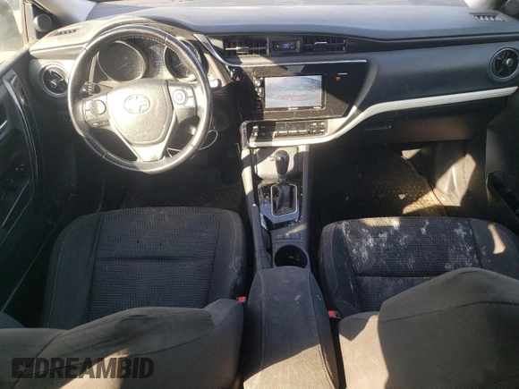 2016 Scion iM z VIN JTNKARJE4GJ510663, wystawiony jako Copart lot #56643355 z przebiegiem 119 532 mil mil oraz Czysty tytuł • Clean title. Historia ofert i sprzedaży dostępna na DreamBid. Obrazek 8.