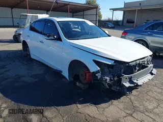 2014 Infiniti Q50 Premium with VIN JN1BV7AP8EM681915, listed as a IAAI auction lot 41360809 with 157,377 mi miles. Bid and sale history available at carsss.com. Image 1.