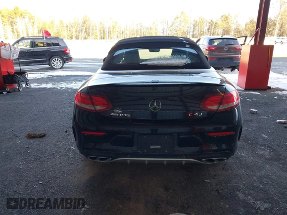 2017 Mercedes-Benz C 43 AMG z VIN WDDWK6EB4HF479202, wystawiony jako IAAI lot #41432277 z przebiegiem 50 378 mil mil oraz . Historia ofert i sprzedaży dostępna na DreamBid. Obrazek 16.