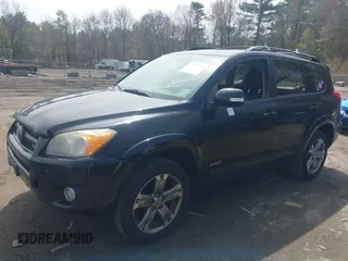 2011 Toyota RAV4 Sport with VIN JTMRK4DV2B5100735, listed as a IAAI auction lot 41954993 with 330,332 mi miles. Bid and sale history available at carsss.com. Image 2.