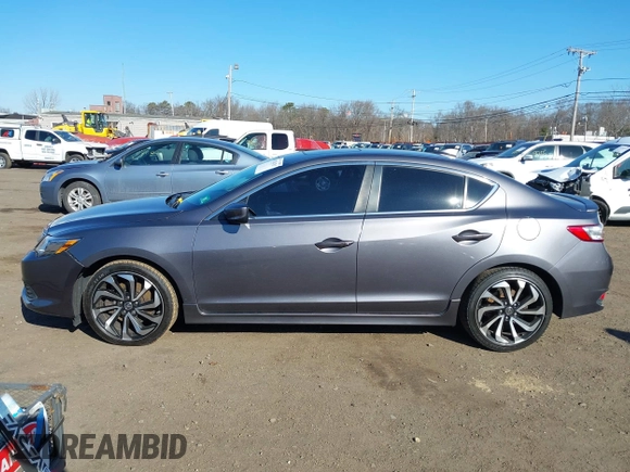 2018 Acura ILX Special Edition with VIN 19UDE2F4XJA008421, listed as a IAAI auction lot 41704707 with 39,119 mi miles. Bid and sale history available at carsss.com. Image 14.