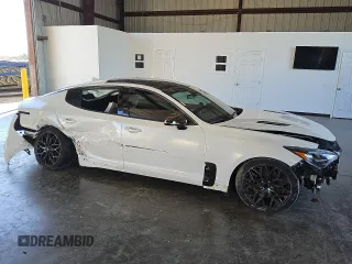 2023 Kia Stinger GT-Line with VIN KNAE35LD7P6135618, listed as a Copart auction lot 81674564 with 20,068 mi miles and Clean Title. Bid and sale history available at DreamBid. Image 4.