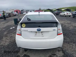 2011 Toyota Prius I with VIN JTDKN3DU8B5371440, listed as a IAAI auction lot 42097626 with 169,609 mi miles. Bid and sale history available at carsss.com. Image 16.