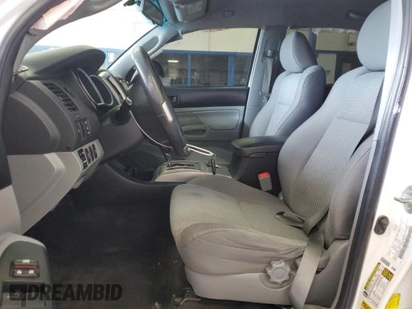 2015 Toyota Tacoma with VIN 3TMMU4FN2FM086482, listed as a Copart auction lot 57124365 with 211,638 mi miles and Salvage title. Bid and sale history available at DreamBid. Image 7.