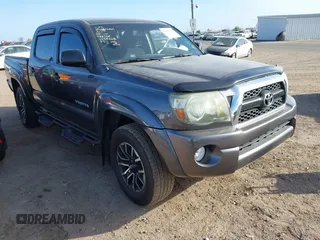 2011 Toyota Tacoma with VIN 5TFLU4EN7BX015795, listed as a IAAI auction lot 42058122 with Not provided miles and . Bid and sale history available at DreamBid. Image 1.