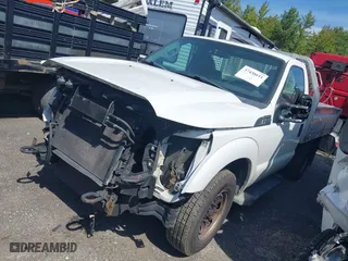 2013 Ford Super Duty F-250 SRW XL with VIN 1FDBF2A60DEB65461, listed as a IAAI auction lot 37438611 with 1 mi miles. Bid and sale history available at carsss.com. Image 17.