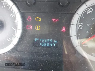 2008 Ford Escape XLS z VIN 1FMCU92Z98KB27360, wystawiony jako IAAI lot #42821934 z przebiegiem 168 647 mil mil oraz . Historia ofert i sprzedaży dostępna na DreamBid. Obrazek 12.