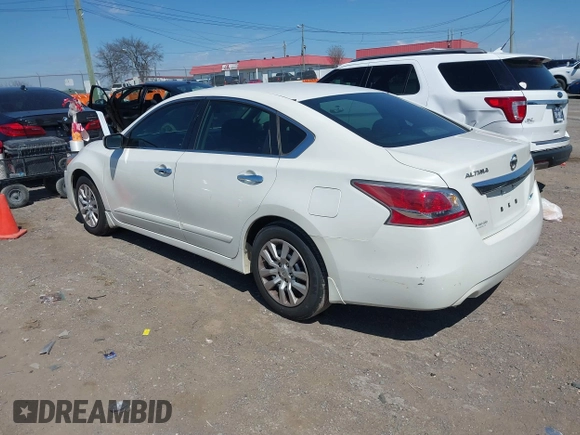 2014 Nissan Altima SV with VIN 1N4AL3AP7EC175558, listed as a IAAI auction lot 41903416 with 214,217 mi miles and . Bid and sale history available at carsss.com. Image 3.