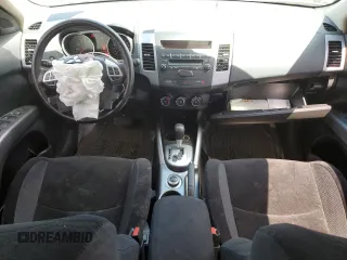 2013 Mitsubishi Outlander z VIN JA4AT2AW4DU601060, wystawiony jako Copart lot #56242575 z przebiegiem 96 268 mil mil oraz Szkoda całkowita • Salvage title. Historia ofert i sprzedaży dostępna na DreamBid. Obrazek 8.