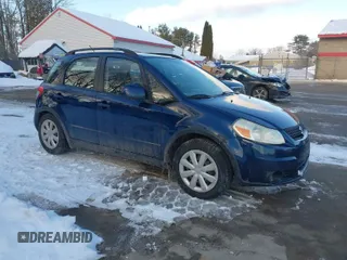 2011 Suzuki SX4 Crossover with VIN JS2YB5A36B6303972, listed as a IAAI auction lot 41528374 with 1 mi miles. Bid and sale history available at carsss.com. Image 1.