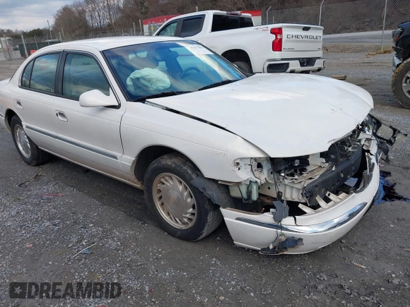 1998 Lincoln Continental with VIN 1LNFM97VXWY619313, listed as a IAAI auction lot 41477852 with 158,973 mi miles. Bid and sale history available at carsss.com. Image 1.