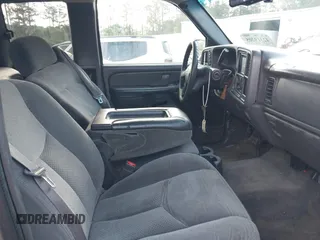 2003 Chevrolet Silverado 1500 LS с VIN 1GCEK19T53E154861, выставлен на аукционе IAAI как лот 42319205 с пробегом 289 893 миль миль и . История ставок и продаж доступна на DreamBid. Изображение 5.