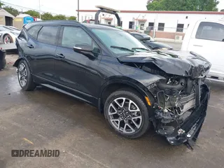 2024 Chevrolet Blazer RS z VIN 3GNKBKRS1RS122026, wystawiony jako IAAI lot #42097109 z przebiegiem 7280 mil mil oraz . Historia ofert i sprzedaży dostępna na DreamBid. Obrazek 1.
