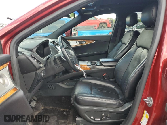 2016 Lincoln MKX Reserve with VIN 2LMPJ8LP1GBL63239, listed as a Copart auction lot 51192175 with 134,969 mi miles and Salvage Title. Bid and sale history available at DreamBid. Image 7.