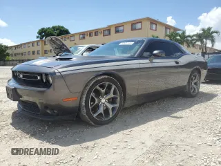 2015 Dodge Challenger SXT Plus z VIN 2C3CDZBG6FH789411, wystawiony jako Copart lot #60591145 z przebiegiem 99 907 mil mil oraz Szkoda całkowita • Salvage title. Historia ofert i sprzedaży dostępna na DreamBid. Obrazek 1.