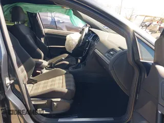 2021 Volkswagen GTI S z VIN 3VW5T7AU4MM000946, wystawiony jako IAAI lot #41661654 z przebiegiem 107 061 mil mil oraz . Historia ofert i sprzedaży dostępna na DreamBid. Obrazek 5.