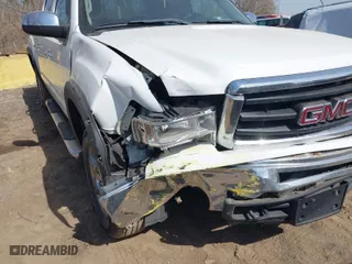 2011 GMC Sierra 1500 SLE with VIN 3GTP2VE37BG335439, listed as a IAAI auction lot 41787014 with 177,671 mi miles. Bid and sale history available at carsss.com. Image 6.