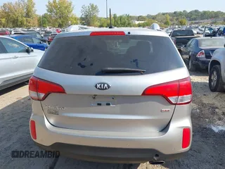 2014 Kia Sorento LX with VIN 5XYKTDA7XEG469374, listed as a IAAI auction lot 40531864 with 108,651 mi miles. Bid and sale history available at carsss.com. Image 16.