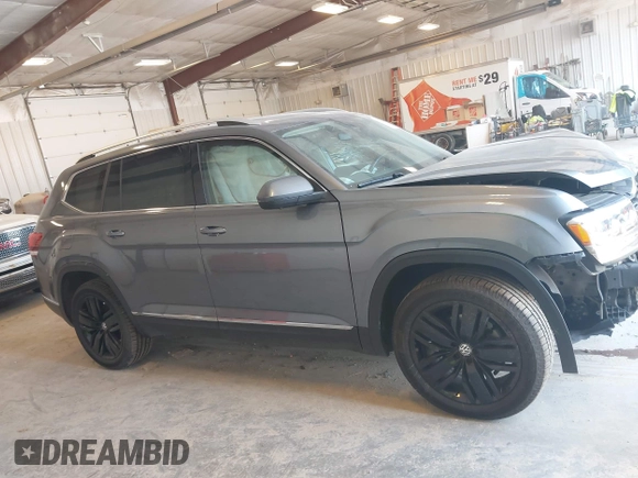 2019 Volkswagen Atlas SEL Premium with VIN 1V2NR2CAXKC611746, listed as a IAAI auction lot 42456966 with 43,737 mi miles and . Bid and sale history available at DreamBid. Image 13.