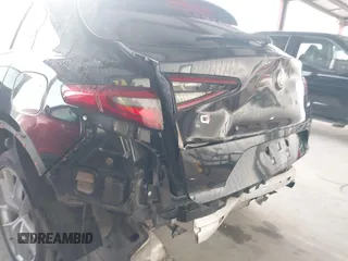 2018 Alfa Romeo Stelvio Sport z VIN ZASFAKPN9J7B70085, wystawiony jako IAAI lot #40823547 z przebiegiem Nie podano mil oraz . Historia ofert i sprzedaży dostępna na DreamBid. Obrazek 6.
