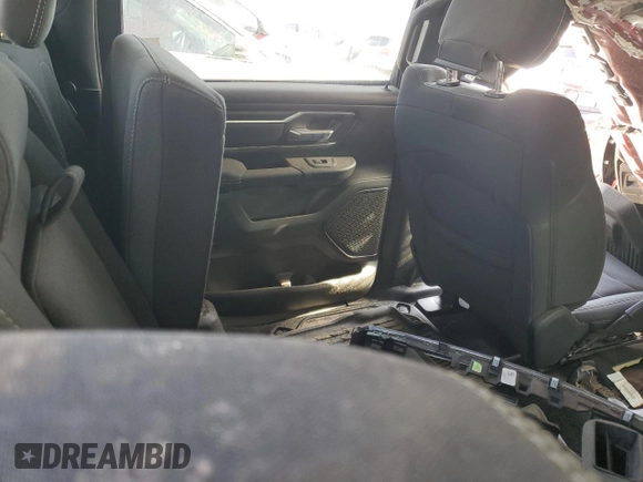 2025 Ram 1500 Big Horn z VIN 1C6SRFFP4SN535836, wystawiony jako Copart lot #63194414 z przebiegiem Nie podano mil oraz Nie do naprawy • Non repairable. Historia ofert i sprzedaży dostępna na DreamBid. Obrazek 10.