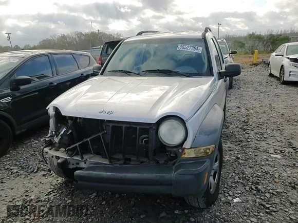 2007 Jeep Liberty Sport with VIN 1J4GK48K87W507123, listed as a Copart auction lot 86527364 with 225,215 mi miles and Salvage Title. Bid and sale history available at DreamBid. Image 12.
