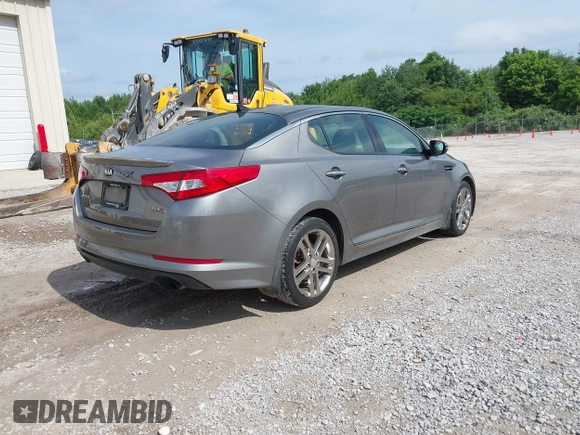 2013 Kia Optima SX с VIN 5XXGR4A68DG135049, выставлен на аукционе IAAI как лот 42551277 с пробегом 80 747 миль миль и . История ставок и продаж доступна на DreamBid. Изображение 4.