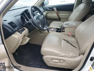 2013 Toyota Highlander Limited with VIN 5TDYK3EH9DS116930, listed as a Copart auction lot 86736584 with 204,351 mi miles and Salvage Title. Bid and sale history available at carsss.com. Image 7.