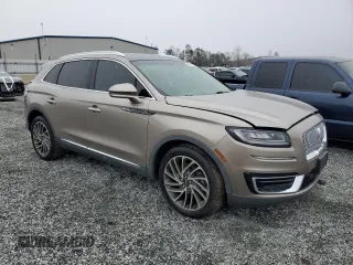 2019 Lincoln Nautilus Reserve z VIN 2LMPJ6L96KBL18196, wystawiony jako Copart lot #45684595 z przebiegiem 49 109 mil mil oraz Szkoda całkowita • Salvage title. Historia ofert i sprzedaży dostępna na DreamBid. Obrazek 4.