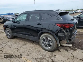 2024 Chevrolet Blazer LT z VIN 3GNKBCR47RS178236, wystawiony jako Copart lot #58335565 z przebiegiem 13 364 mil mil oraz Czysty tytuł • Clean title. Historia ofert i sprzedaży dostępna na DreamBid. Obrazek 2.