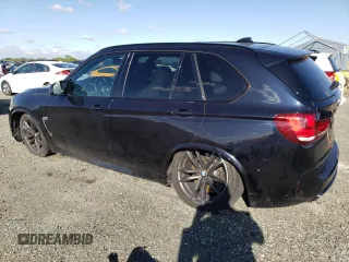 2015 BMW X5 M z VIN 5YMKT6C55F0C88871, wystawiony jako Copart lot #48172504 z przebiegiem 89 398 mil mil oraz . Historia ofert i sprzedaży dostępna na DreamBid. Obrazek 2.