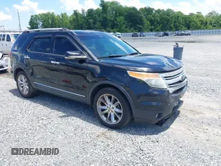 2011 Ford Explorer XLT with VIN 1FMHK7D88BGA82345, listed as a IAAI auction lot 42242222 with 203,672 mi miles and . Bid and sale history available at DreamBid. Image 1.