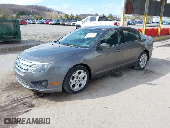 2011 Ford Fusion SE with VIN 3FAHP0HA7BR340296, listed as a IAAI auction lot 41860467 with 137,705 mi miles. Bid and sale history available at carsss.com. Image 2.