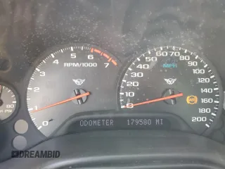 2002 Chevrolet Corvette with VIN 1G1YY22G525135359, listed as a Copart auction lot 68441264 with 179,580 mi miles and Salvage Title. Bid and sale history available at carsss.com. Image 9.