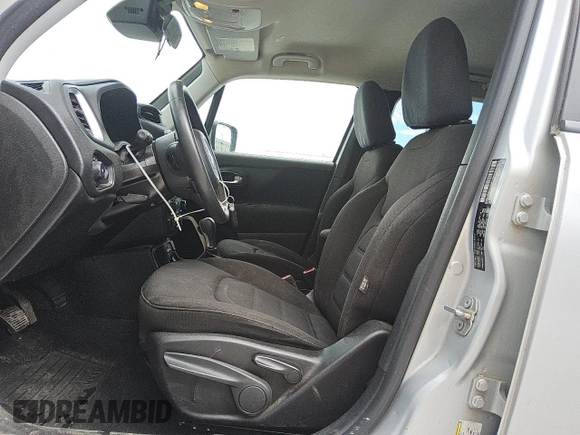 2020 Jeep Renegade Latitude with VIN ZACNJABB0LPL50960, listed as a Copart auction lot 52436285 with 55,792 mi miles and Clean Title. Bid and sale history available at DreamBid. Image 7.