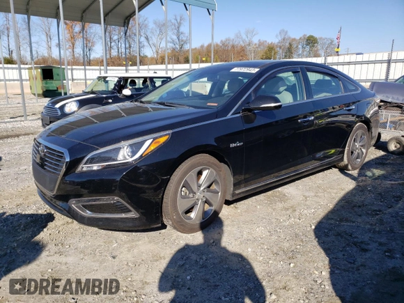 2017 Hyundai Sonata Limited with VIN KMHE34L30HA076054, listed as a Copart auction lot 77972943 with 60,977 mi miles and . Bid and sale history available at DreamBid. Image 1.