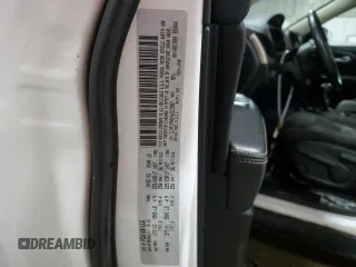2017 Jeep Cherokee Sport with VIN 1C4PJMAB2HW523967, listed as a Copart auction lot 39271804 with 122,719 mi miles and Clean Title. Bid and sale history available at carsss.com. Image 13.