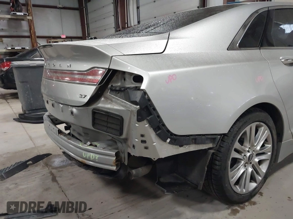 2014 Lincoln MKZ with VIN 3LN6L2GK5ER808254, listed as a IAAI auction lot 41564328 with 107,019 mi miles. Bid and sale history available at carsss.com. Image 15.
