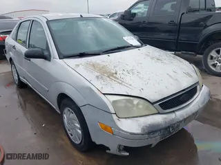 2007 Ford Focus S with VIN 1FAFP34N67W102803, listed as a IAAI auction lot 41739189 with 283,156 mi miles. Bid and sale history available at carsss.com. Image 1.