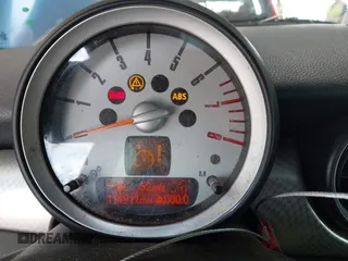 2007 MINI Hardtop S with VIN WMWMF73557TT86128, listed as a IAAI auction lot 42417311 with 114,911 mi miles and . Bid and sale history available at DreamBid. Image 7.