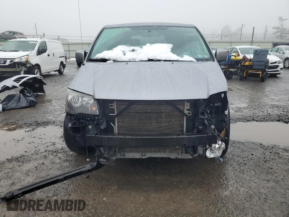 2014 Chrysler Town & Country S with VIN 2C4RC1HG3ER453256, listed as a Copart auction lot 45271485 with 149,957 mi miles and Salvage Title. Bid and sale history available at carsss.com. Image 5.