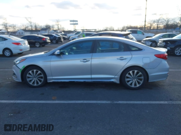 2017 Hyundai Sonata Sport with VIN 5NPE34AF9HH569242, listed as a IAAI auction lot 40977224 with 136,951 mi miles. Bid and sale history available at carsss.com. Image 14.