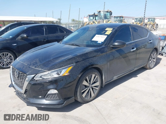 2022 Nissan Altima 2.5 SV with VIN 1N4BL4DV5NN344243, listed as a IAAI auction lot 41827025 with 136,627 mi miles. Bid and sale history available at carsss.com. Image 19.