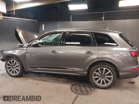 2024 Audi Q7 Premium Plus with VIN WA1LCBF71RD004059, listed as a IAAI auction lot 42049719 with 10,651 mi miles and . Bid and sale history available at DreamBid. Image 14.