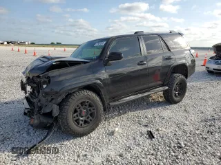 2015 Toyota 4Runner Limited with VIN JTEBU5JRXF5219160, listed as a Copart auction lot 52929535 with 225,638 mi miles and Salvage Title. Bid and sale history available at DreamBid. Image 1.