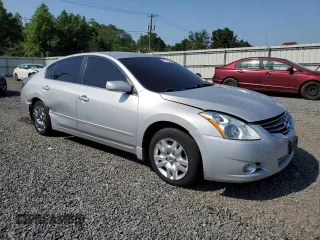 2011 Nissan Altima S with VIN 1N4AL2APXBN425899, listed as a Copart auction lot 62120565 with 183,677 mi miles and Salvage title. Bid and sale history available at DreamBid. Image 4.