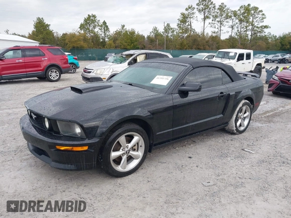 2007 Ford Mustang GT Deluxe with VIN 1ZVHT85H275363238, listed as a IAAI auction lot 41391726 with 203,700 mi miles and . Bid and sale history available at carsss.com. Image 2.