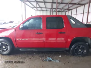 2010 Chevrolet Avalanche LS с VIN 3GNNCEE03AG105669, выставлен на аукционе IAAI как лот 42196345 с пробегом 135 364 миль миль и . История ставок и продаж доступна на DreamBid. Изображение 14.